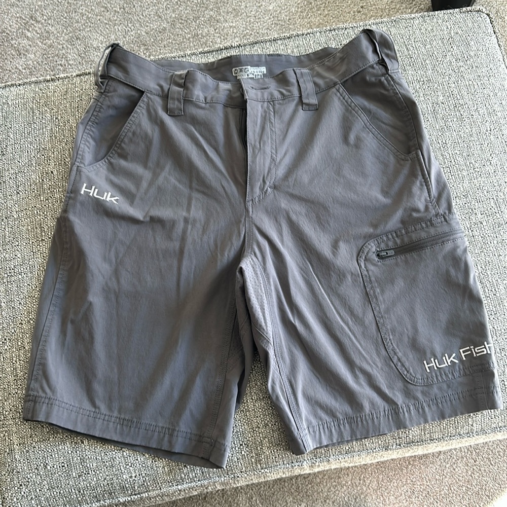 HUK FISH SHORTS lightweight and breathable